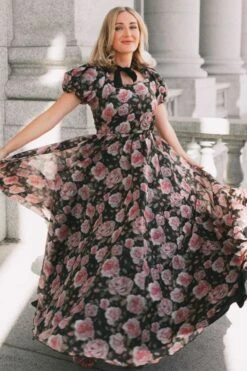 Melody Dress In Midnight Rose -Ivy City Co Dress 0H8A9235 3 519279