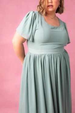 Abbie Dress In Sage -Ivy City Co Dress AbbieSage4 842735