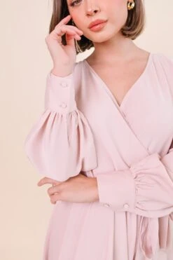 Andie Dress In Powder Pink 26 Andie Dress In Powder Pink -Ivy City Co Dress AndiePowderPink Studio S23 08 172843