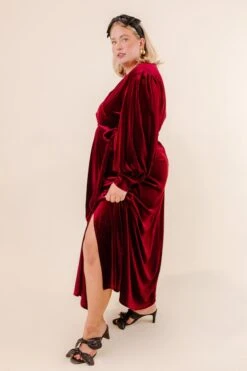 Andie Dress In Wine Velvet - FINAL SALE -Ivy City Co Dress AndieWine Studio H23 4 273285