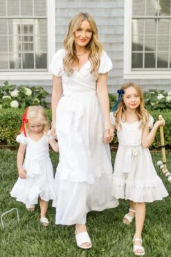 Antoinette Dress In White 35 Antoinette Dress In White -Ivy City Co Dress AntoinetteWhite Holladay S23 55 464889