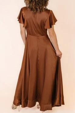 Callie Dress In Brown -Ivy City Co Dress CallieBrown Studio F23 8 512060