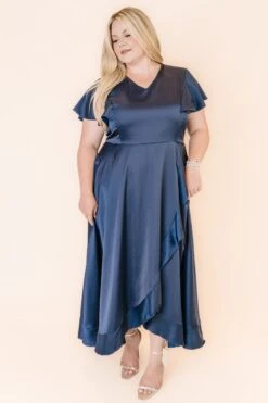 Callie Dress In Navy -Ivy City Co Dress CallieNavy Studio F23 1 538737