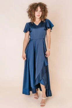 Callie Dress In Navy -Ivy City Co Dress CallieNavy Studio F23 4 268910