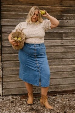 Delia Top In Ditsy Floral -Ivy City Co Dress DeliaDitsyTop ConradRanch F23 02 506049