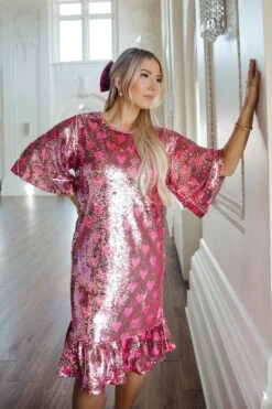 Evelyn Dress In Sequin Hearts 17 Evelyn Dress In Sequin Hearts -Ivy City Co Dress Evelyn pinkhearts 6 581155