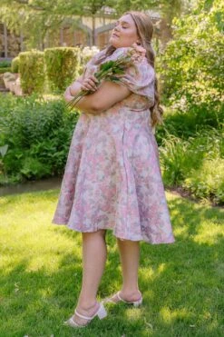 Ivanna Dress In Pastel Floral - FINAL SALE -Ivy City Co Dress FAIRYTALE HOLLADAY S23 649 650898