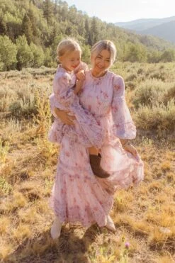 Geneva Dress In Mauve Floral -Ivy City Co Dress Geneva Mauve 16 844540