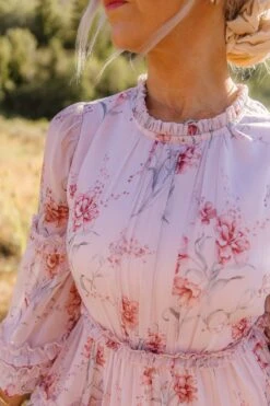 Geneva Dress In Mauve Floral -Ivy City Co Dress Geneva Mauve 34 312536