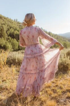 Geneva Dress In Mauve Floral -Ivy City Co Dress Geneva Mauve 40 855375