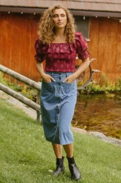 Gracie Top In Wine Floral - FINAL SALE -Ivy City Co Dress GracieWineTop Fall23 645742