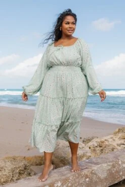 Ivy Dress In Daisy - FINAL SALE -Ivy City Co Dress IvyDaisy Florida SS23 01 649945