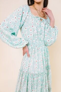Ivy Dress In Daisy - FINAL SALE -Ivy City Co Dress IvyDaisy Studio SS23 02 915332