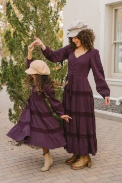 Joella Dress - FINAL SALE 14 Joella Dress - FINAL SALE -Ivy City Co Dress Joella MonsonBuilding W23 10 331096