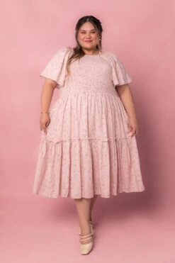 Lennon Dress In Dusty Pink -Ivy City Co Dress LennonPink Studio 2