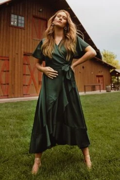Maggie Dress In Emerald -Ivy City Co Dress MaggieEmerald QuietMeadows F23 9 354409