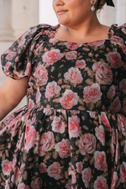 Melody Dress In Midnight Rose -Ivy City Co Dress MelodyBlackFloral Capitol N23 29 133806