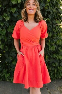 Sage Dress In Coral - FINAL SALE -Ivy City Co Dress SageinCoral StGeorge SS23 47 205679