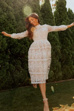 Sicily Dress - Champagne Lining 20 Sicily Dress - Champagne Lining -Ivy City Co Dress Sicily LIfestye Restock24 1