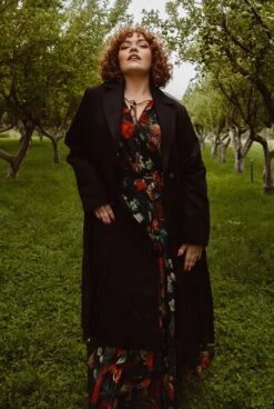 Sloane Coat In Black - FINAL SALE -Ivy City Co Dress SloaneBlack QuietMeadows F23 2 369815