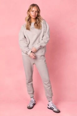 Ivy City Jogger Sweatpants In Sage 24 Ivy City Jogger Sweatpants In Sage -Ivy City Co Dress SweatpantsJoggerSage Studio 1 775345