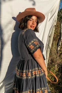 Capri Dress - FINAL SALE 30 Capri Dress - FINAL SALE -Ivy City Co Dress WEB Capri Fall 6 751380