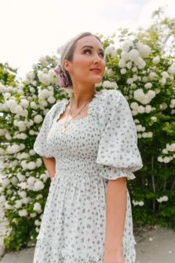 Madeline Dress In Blue -Ivy City Co Dress WEB Ivy FlowerField 30 434833