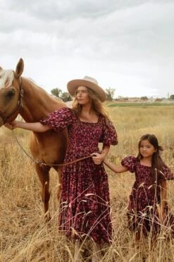 Stephanie Dress -Ivy City Co Dress WEB stephanie 1 503630