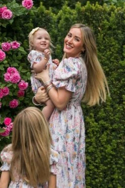 Baby Cordelia Floral Romper 11 Baby Cordelia Floral Romper -Ivy City Co Dress WEBBabyCordelia 9 472fa06a 3283 48a0 a483 3ab10f183164 395045