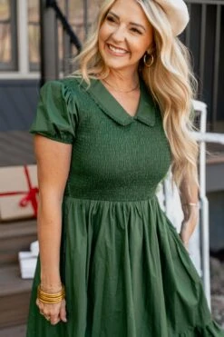 Addie Dress In Green - FINAL SALE -Ivy City Co Dress addiegreen 1 ef45701f 3a5f 460e 8982 d8070d69a809