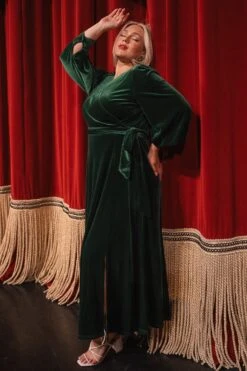 Andie Dress In Emerald Velvet - FINAL SALE -Ivy City Co Dress andieemerald 4 302987