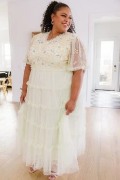 Annalise Dress In Light Yellow - FINAL SALE -Ivy City Co Dress annalise 29 223934