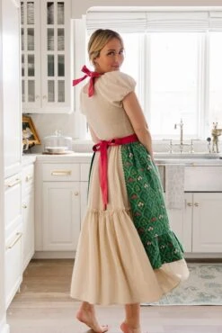 Ivy Apron In Green Mughal Tile -Ivy City Co Dress aprons 20 312712