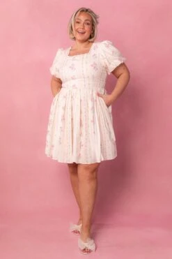 Flowers For All Dress In Vintage Floral 18 Flowers For All Dress In Vintage Floral -Ivy City Co Dress flowers for all 1 535404