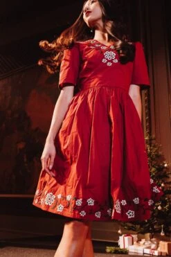 Heidi Dress In Maroon - FINAL SALE -Ivy City Co Dress heidi 3 680588