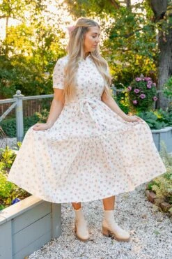 Lola Midi Dress -Ivy City Co Dress lola 5 510362