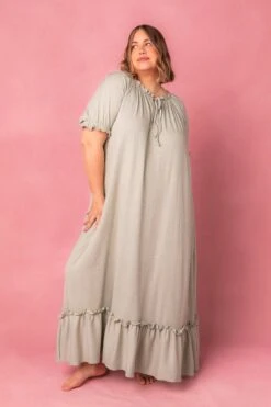 Petra Short Sleeve Night Dress In Green -Ivy City Co Dress petrashort studio 01 562736