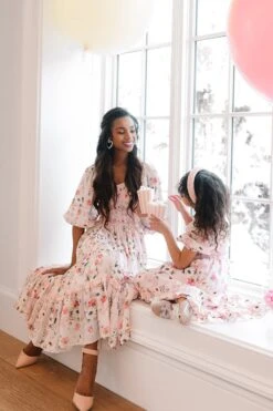 Roselyn Dress In Pink -Ivy City Co Dress roselyn 1 119840