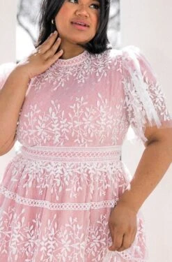 Sicily Dress With Flutter Sleeves In Pink - FINAL SALE -Ivy City Co Dress sicily flutter plus pink 8 d56f7130 db7e 4586 a454 c6ddc7343fba 978651