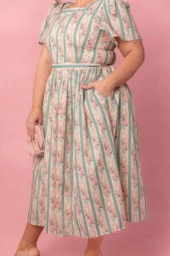 Sonnet Midi Dress In Vintage Rose -Ivy City Co Dress sonnet 08 344197