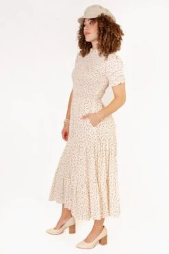 Delia Dress In Ditsy Floral -Ivy City Co Dress studio f23 25 299163