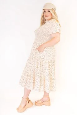 Delia Dress In Ditsy Floral -Ivy City Co Dress studio f23 40 358033