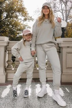 Ivy City Jogger Sweatpants In Sage 17 Ivy City Jogger Sweatpants In Sage -Ivy City Co Dress sweats 31 3e287385 32e6 42a3 a213 730d4b768cfa 873503