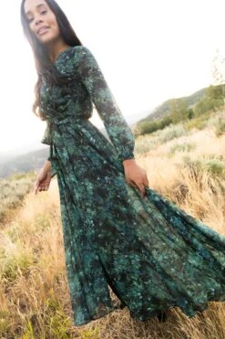 Laney Dress In Green Watercolor - FINAL SALE -Ivy City Co Dress web FALL Lyla Laney 2024 334280