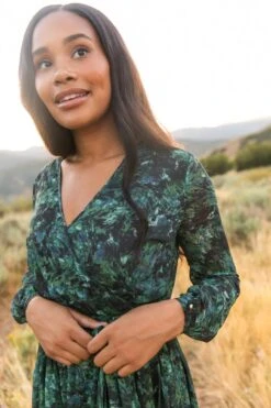 Laney Dress In Green Watercolor - FINAL SALE -Ivy City Co Dress web FALL Lyla Laney 2034 689200