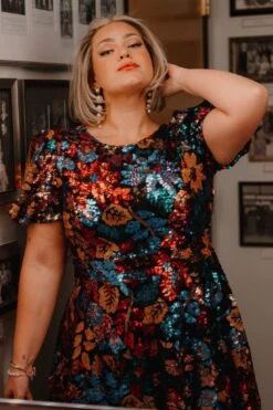 Showstopper Flare Dress 33 Showstopper Flare Dress -Ivy City Co Dress web holiday2final 08 368085